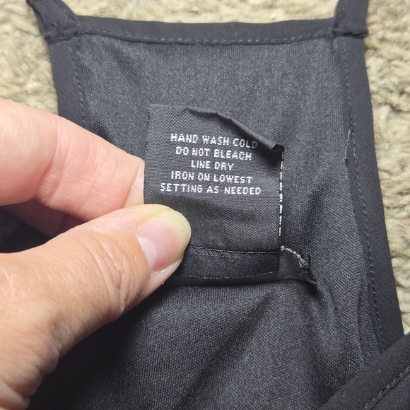 B Darlin Pleated Black Halter Maxi Dress With Tie Belt Size 5/6 - Picture 3 of 9